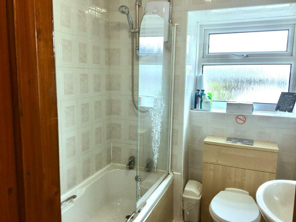 آبيريستويث Sunnymead Guest House المظهر الخارجي الصورة